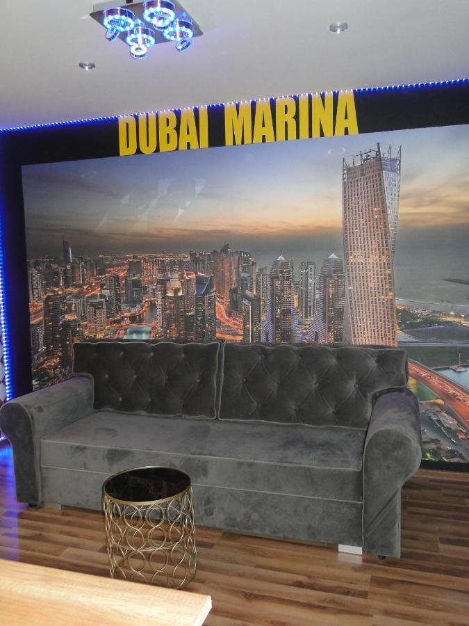 شقة Dubai Marina De Lux بيتوم المظهر الخارجي الصورة