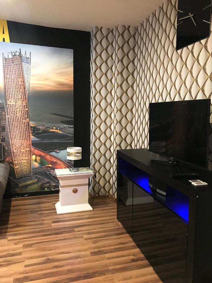 شقة Dubai Marina De Lux بيتوم المظهر الخارجي الصورة