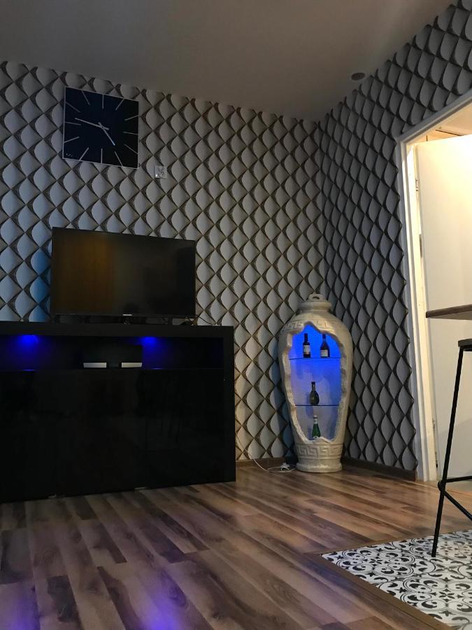 شقة Dubai Marina De Lux بيتوم المظهر الخارجي الصورة