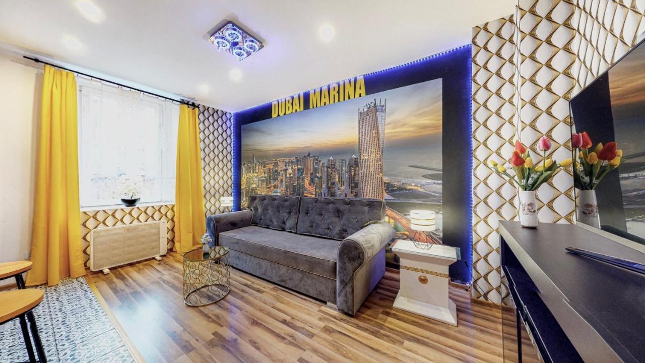 شقة Dubai Marina De Lux بيتوم المظهر الخارجي الصورة